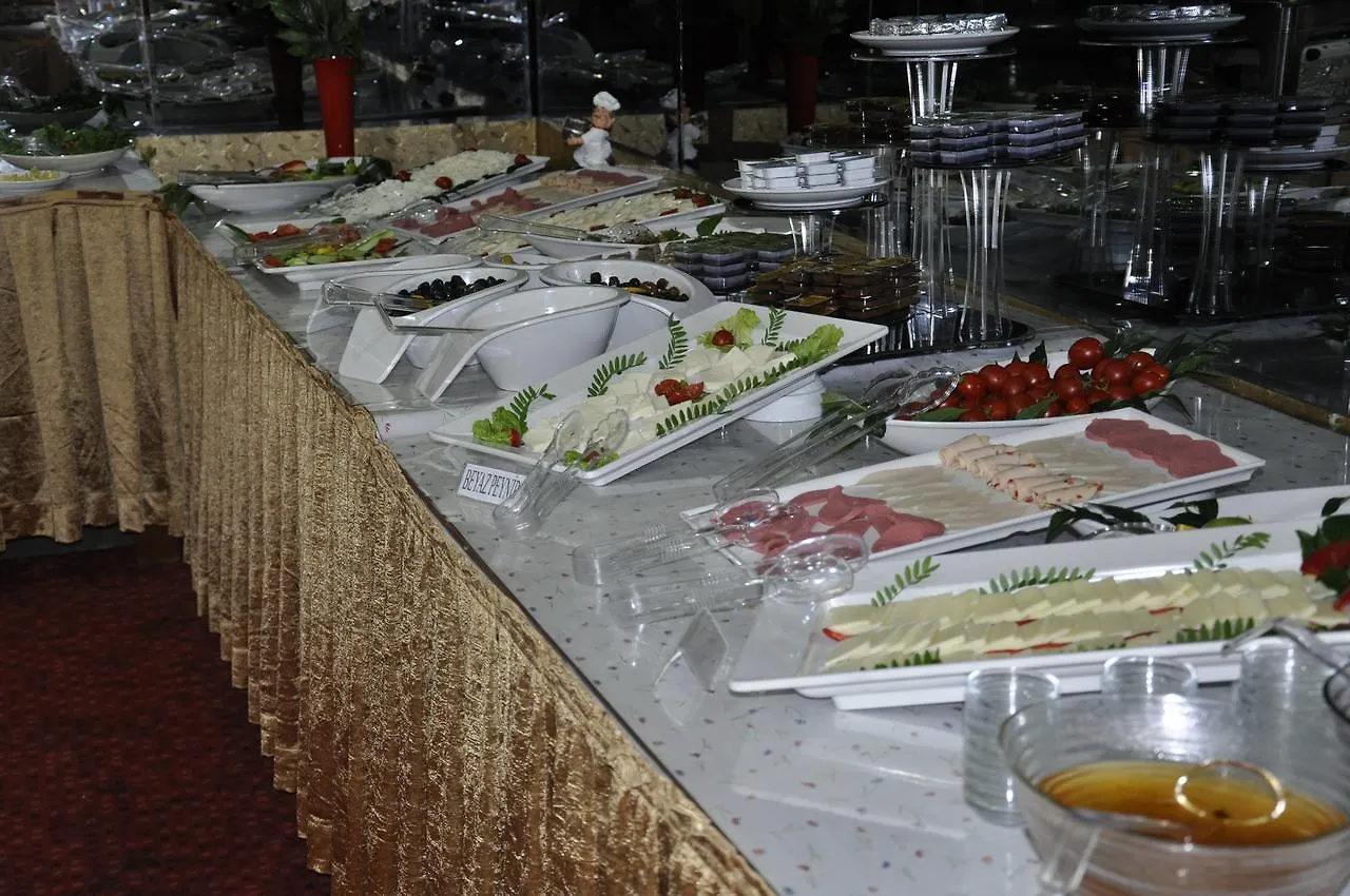 Kivrak Hotel Antalya 3*,